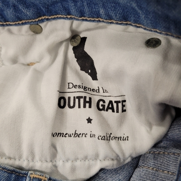 AG Isabelle High Rise Straight Crop - Picture 11 of 12